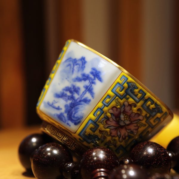 3b18e8a534dae6fb6bf8b79dd3b7be14d42a1d86d82f64d0d33976992a7001c4 Premium Hand-Painted Tea Ware • Exquisite Landscape Antique Tea Cup • Jingdezhen Hexagonal Cup • Enamel Pattern