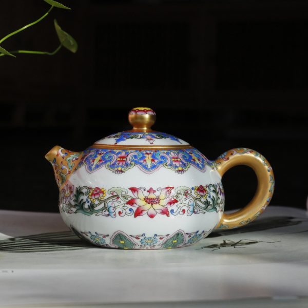 4f3bd2fbca0fe19c7091f9ca3a8c733d146f77340318d691dc9126923f6b247b Jingdezhen Exquisite Handmade Hand-Painted Enamel Ruyi Teapot • Pure Gold Detailing • Chinese Porcelain